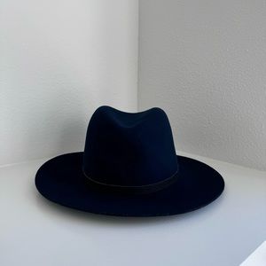 New Janessa Leone Agate Hat, Large, Navy